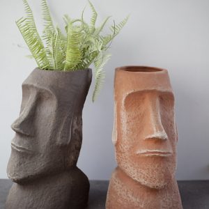 Chậu cây đất nung tượng Moai