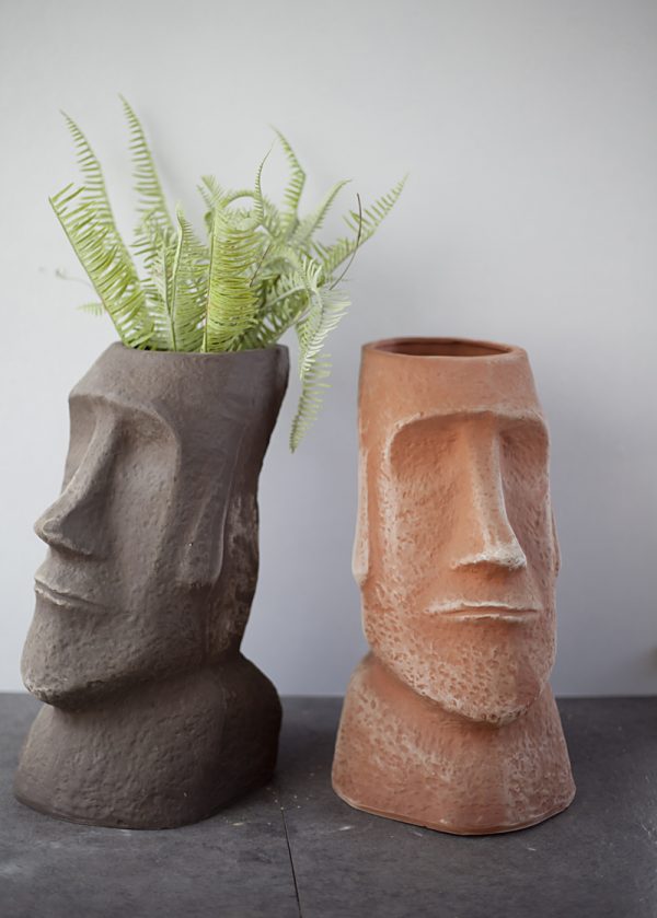 Chậu cây đất nung tượng Moai