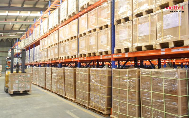 Khái niệm lưu kho hàng hóa là gì