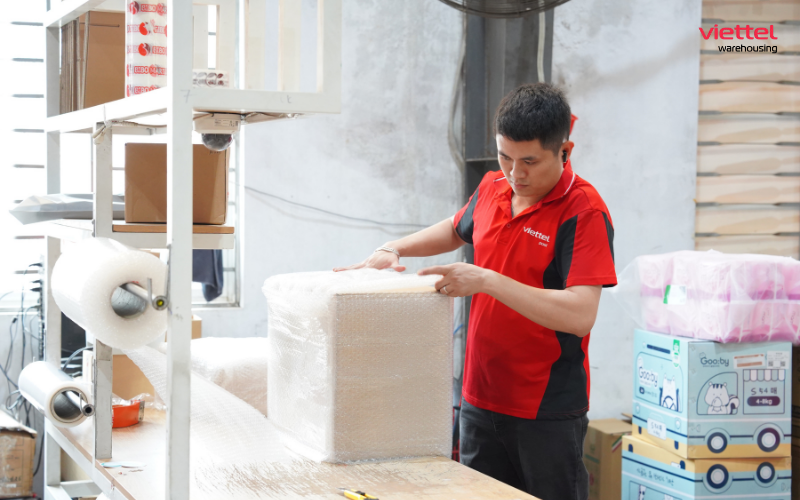 Vì sao doanh nghiệp nên thuê ngoài dịch vụ vận hành kho của Viettel Warehousing 