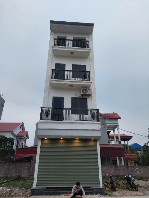 Cần Bán Ngôi Nhà 4 Tầng tại Hương Đình Đông- Mai Đình- Sóc Sơn- HN