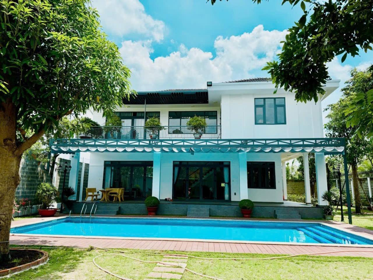 🔥 Villa 2 tầng 765m², Vuông, Đ.8m  – Bùi Công Trừng HM