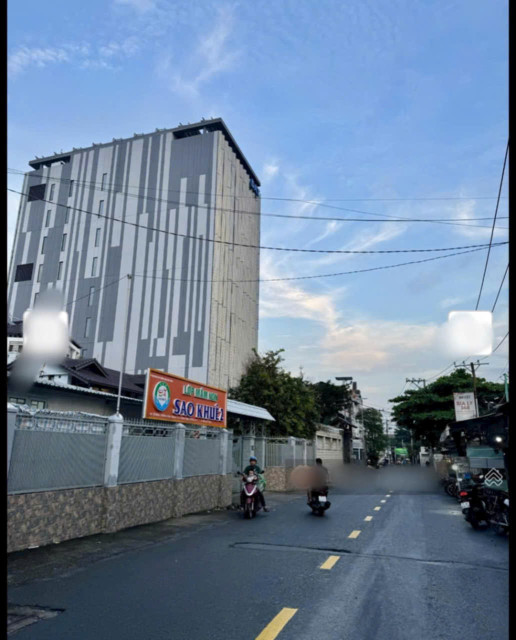 NGỘP BANK – BÁN GẤP NHÀ 2 TẦNG MẶT TIỀN KD ĐÔNG HƯNG THUẬN 10, Q12