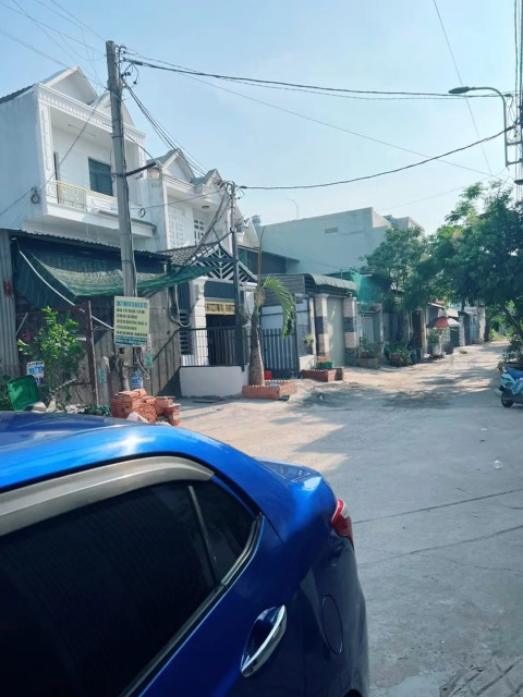 Bán nhà mt đường lê Thị Kim .xã Xuân Thới Đông