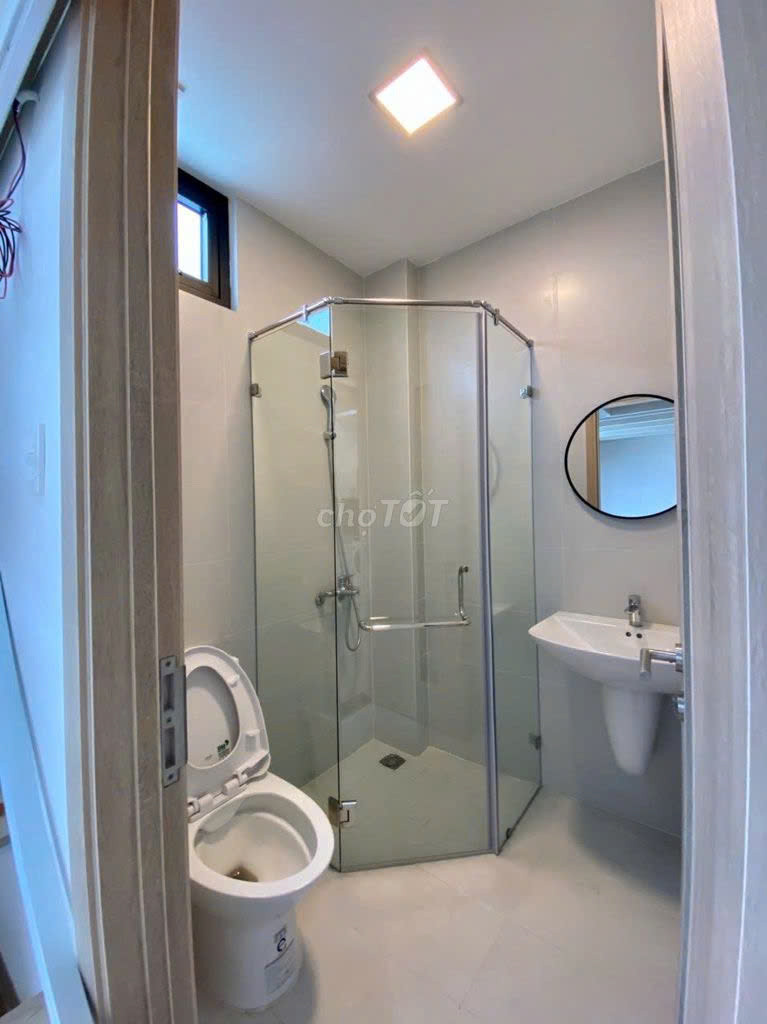 Cho thuê căn hộ full nội thất gần Vincom Lê Văn Việt Thủ Đức