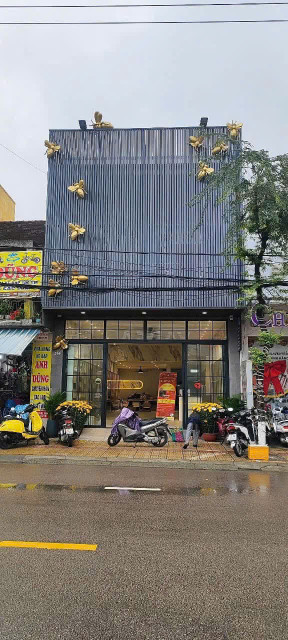 Bên mình đang có những căn phòng siêu đẹp, rộng rãi, view siêu đỉnh ngay trung tâm sầm uất nhất Tam Kỳ.
