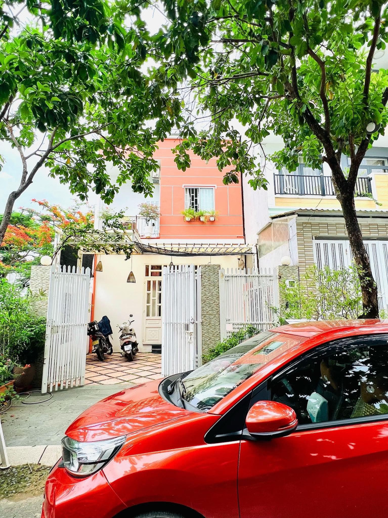 Cần bán nhanh nhà Ds20, Quận Thủ Đức, giá 2,95, gần chợ, trường học. LH:0902958672 Trúc Mai