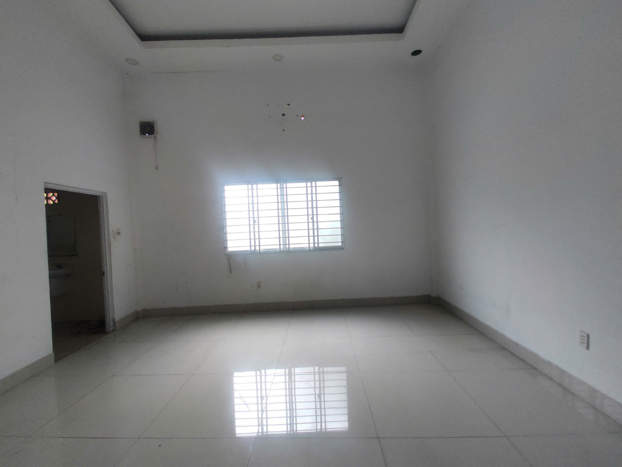 CHO THUÊ NHÀ MẶT TIỀN ĐƯỜNG ĐẠI LỘ ĐỒNG KHỞI - PHƯỜNG PHÚ TÂN - TP BẾN TRE