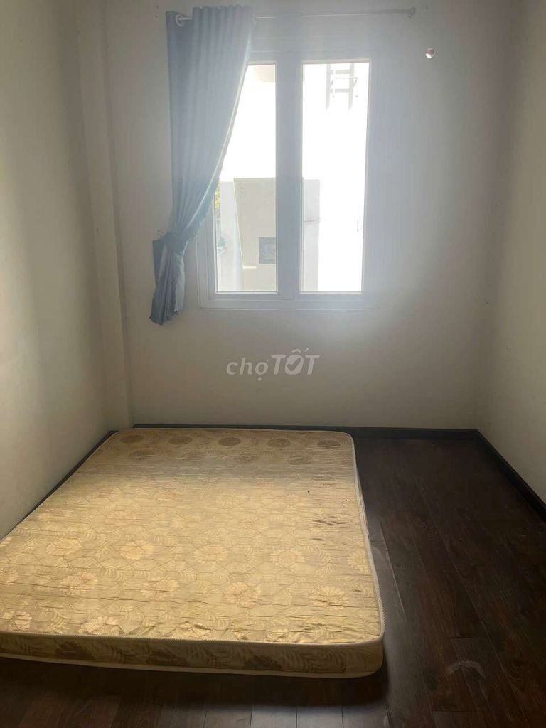 Nhà chánh nghĩa trệt 2 lầu chỉ 7tr