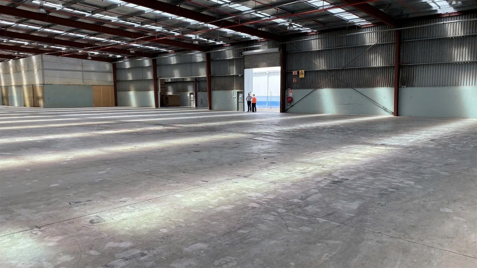 Cần Bán Nhà Xưởng Trong KCN Bình Dương Tổng DT Đất 10.000m2.