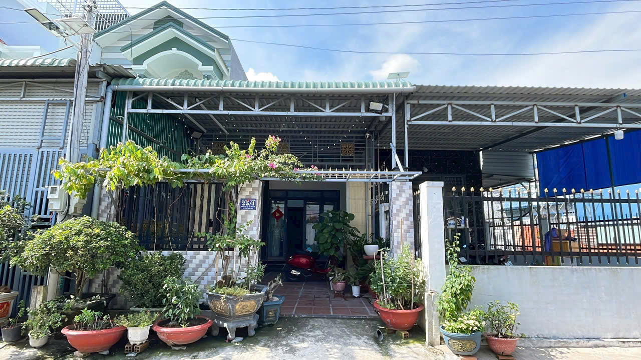 (L367) Bán nhà gần Quốc Lộ 22, xã Tân Thông Hội, DT đất 110m2, chỉ 3 tỷ 500
