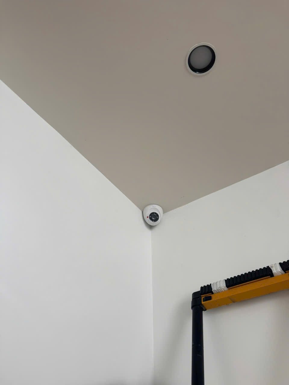 Camera EZVIZ H4 PoE 2K 
