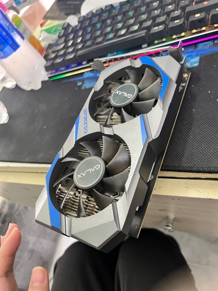 Card Màn Hình Galax GTX 1050Ti 4GB 2 FAN 2nd DVI/HDMI/DP CŨ BH 30N - Ảnh 4