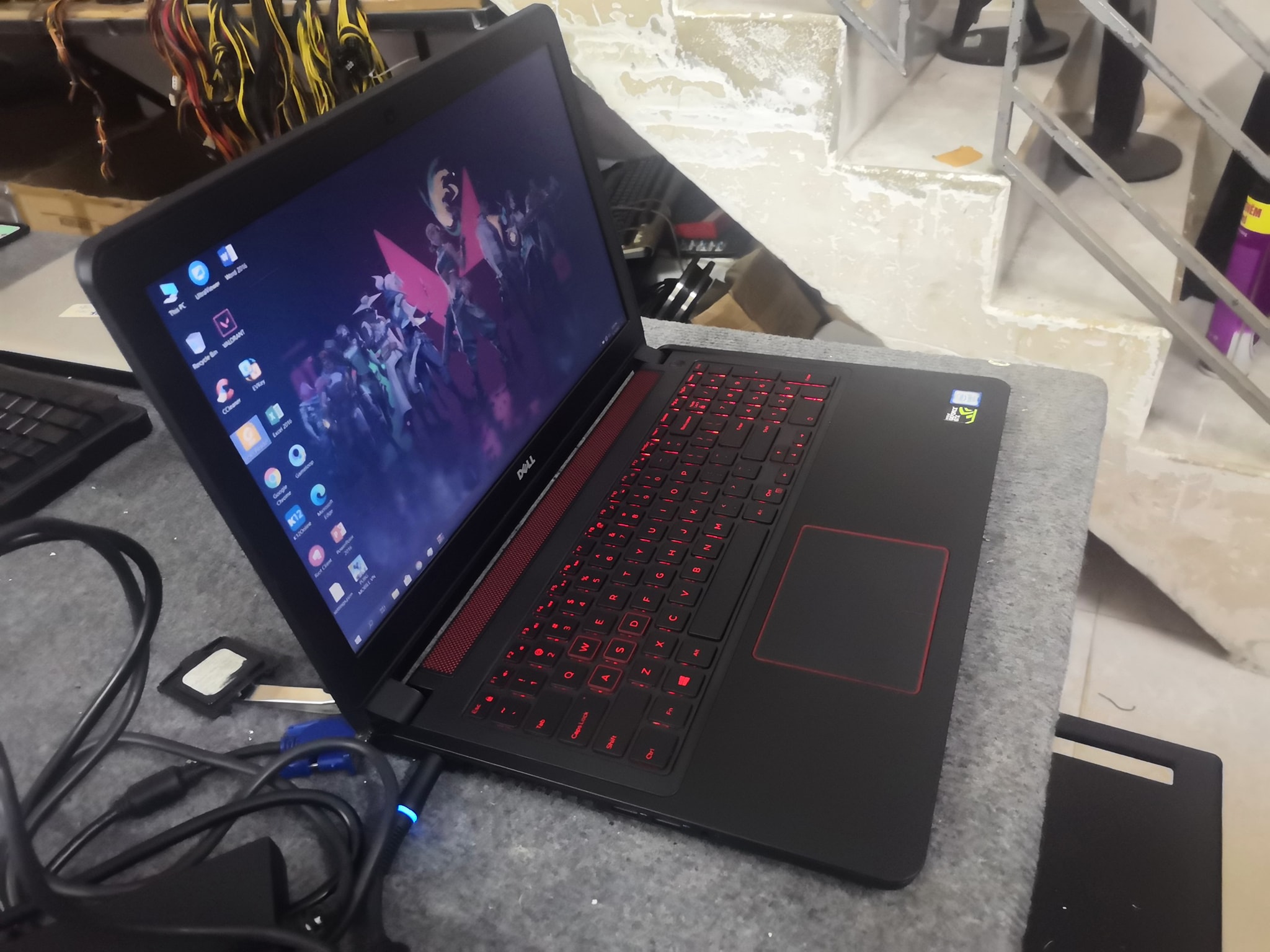 Laptop Dell Gaming 5577 I5 7300HQ