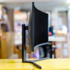 MAN HINH XIAOMI MI CURVED GAMING MONITOR 34in CONG 2K 144 HZ Cu 6
