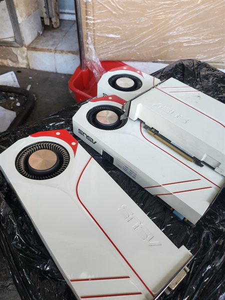 VGA ASUS TURBO GTX960 OC 2GB GD5 Trắng - Ảnh 3