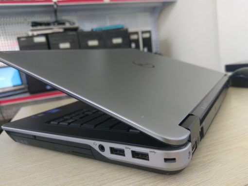 Laptop Dell Latitude E6440 (I5-4200M, Ram 4G, SSD 128Gb, 14" HD) - Ảnh 2