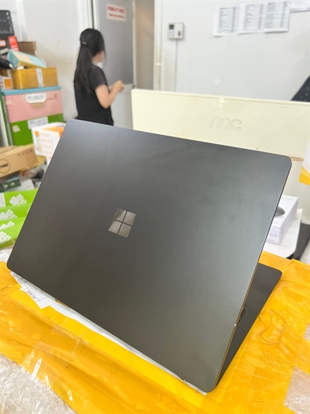 Surface Laptop 4 i7-1185G7