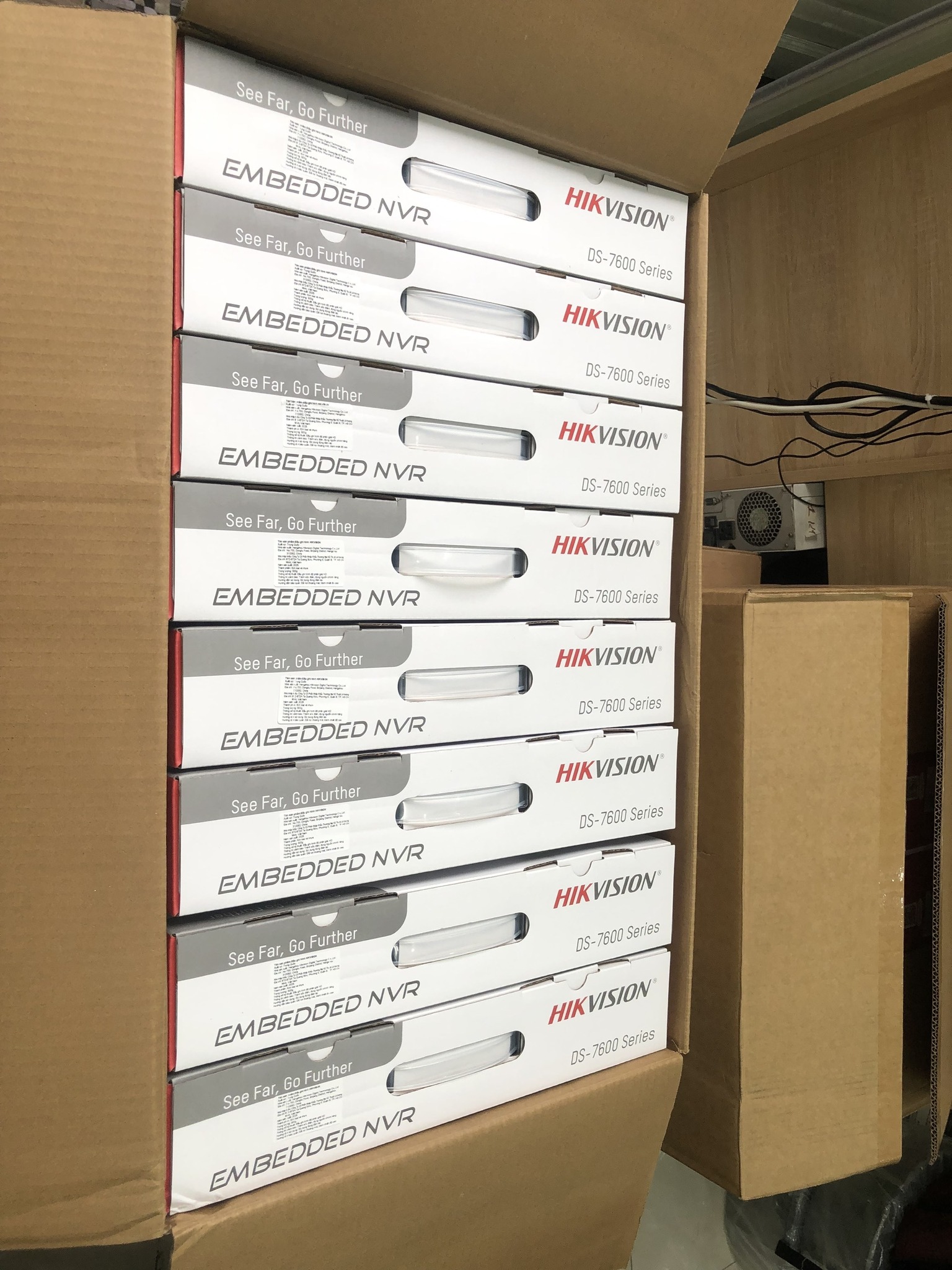 dau ghi hinh IP 16 kenh AcuSense HIKVISION DS 7616NXI K1 01