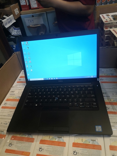 Laptop Dell Latidue 7490 -Core I5 7300U, Ram 8g, SSD 256g, Màn 14