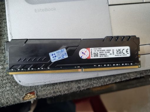 ram d4 8g fury bus 3200 củ