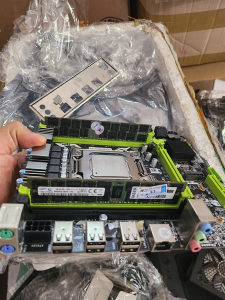 Combo x79 + E5 2669V2+32G