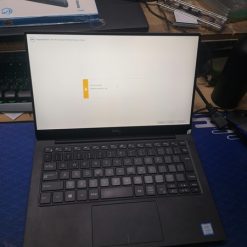 Laptop Dell XPS 9370/ Core i5- 8250U/ Ram 8Gb/ SSD 256Gb/ Màn 13.3 Full HD