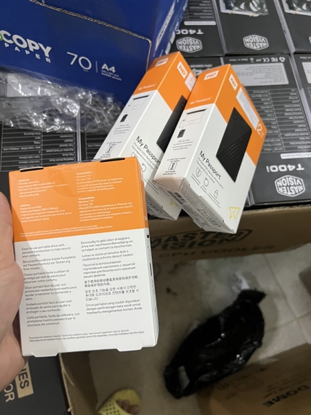 Ổ cứng WD My Passport 2TB black new model - Ảnh 3