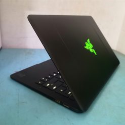 Razer Blade Stealth Core i7 6500u / 4GB / 256GB / 12.5″
