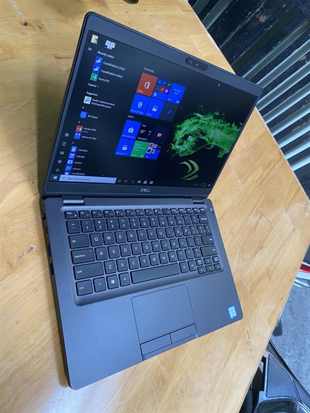 Dell Latitude 5300 Core i5-8365U/ RAM 8GB / SSD 256GB / Màn 13.3 inch ( HD )