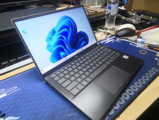 Laptop DELL Vostro 5300 2020: Core I5-10210U (~4.20Ghz)/ RAM 8GB/ SSD 256GB/ LCD 13.3” FHD (1920×1080)/ Nặng 1.3kg