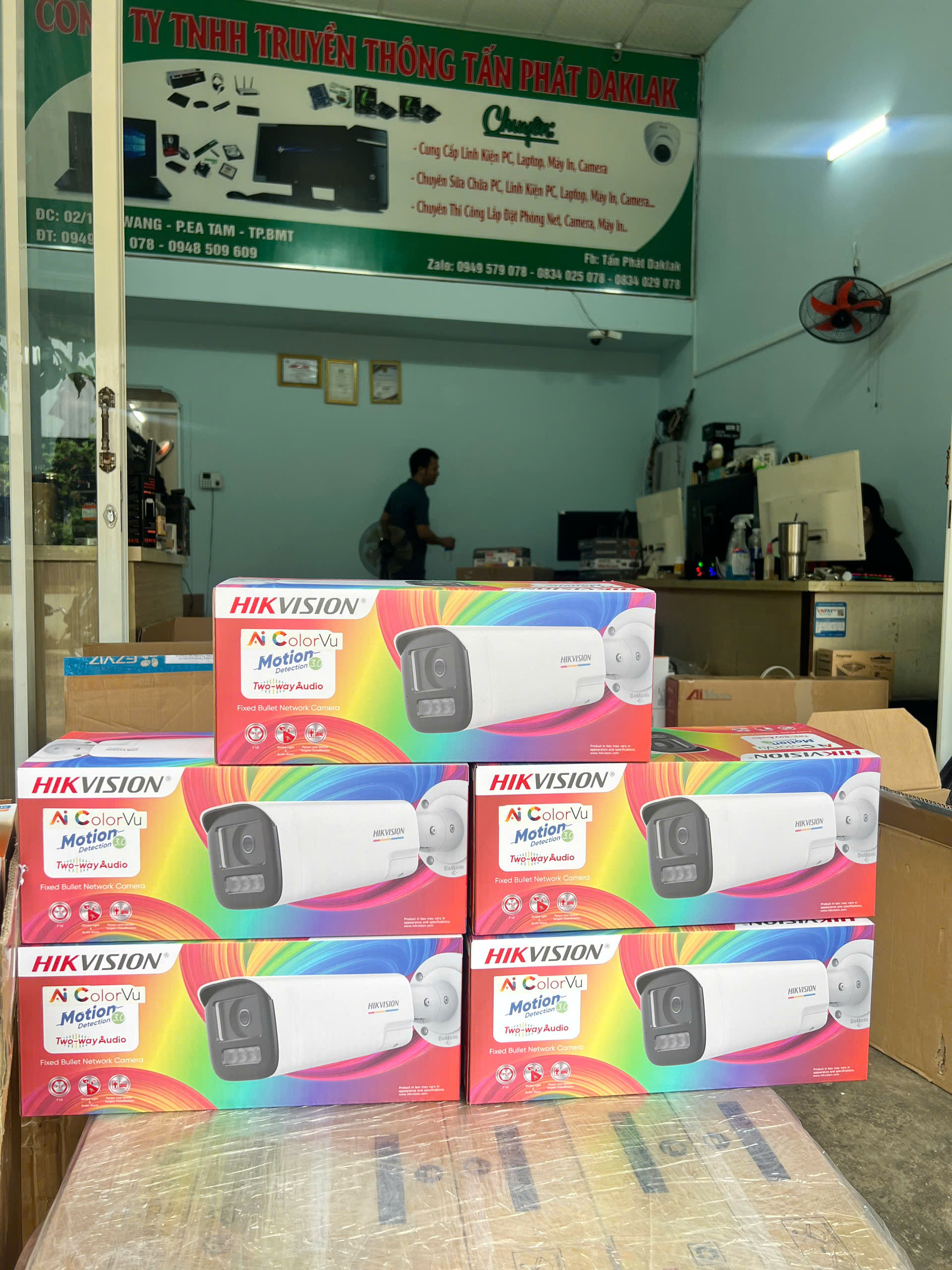 Camera Hikvision DS-2CD1B47G3H-LIUF/SRB