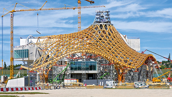 Trung tâm Pompidou - Metz - Pháp. Thiết kế: Shigeru Ban và Jean de Gastines