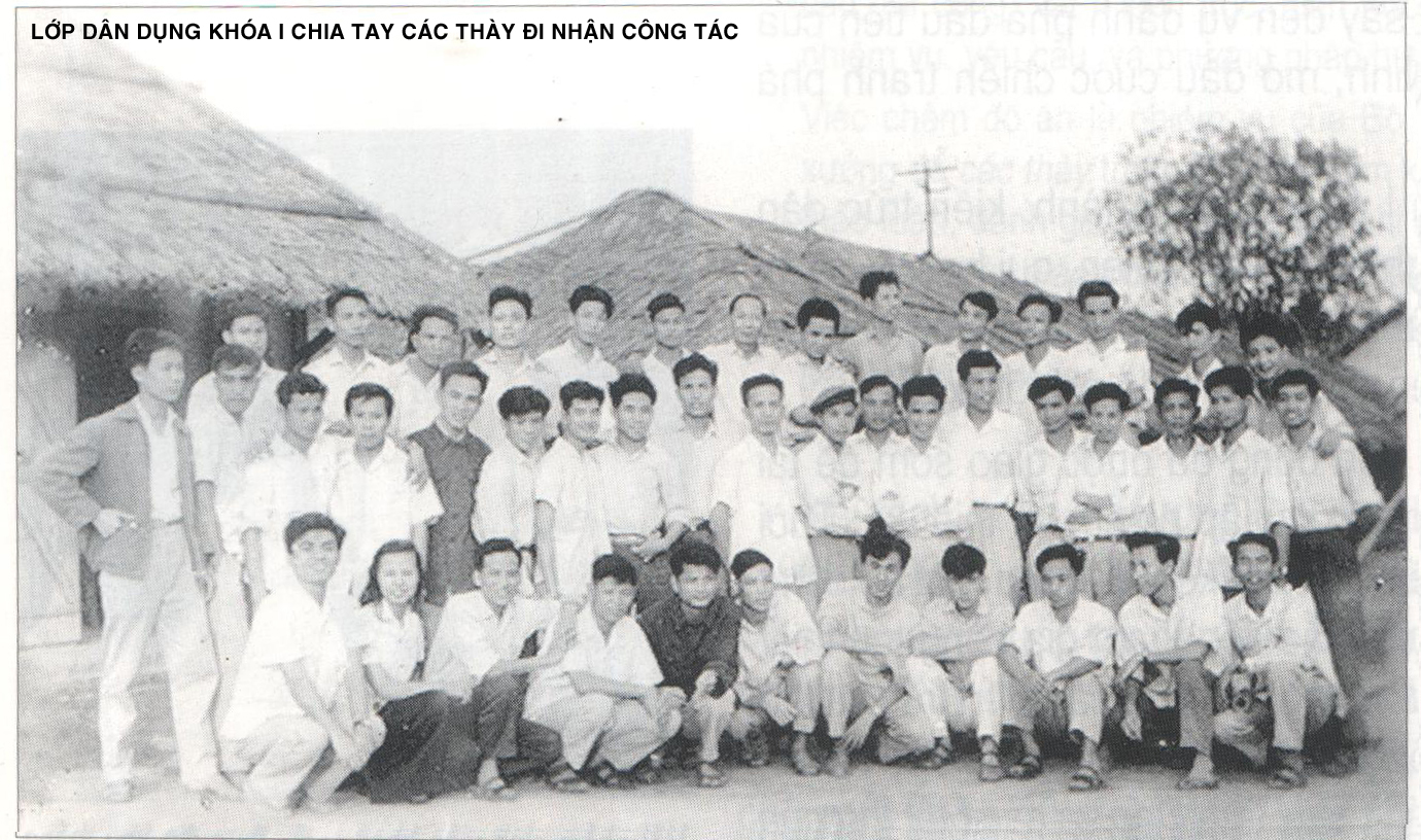 Lớp KTS dân dụng khóa I chia tay các Thày giáo đi nhận công tác