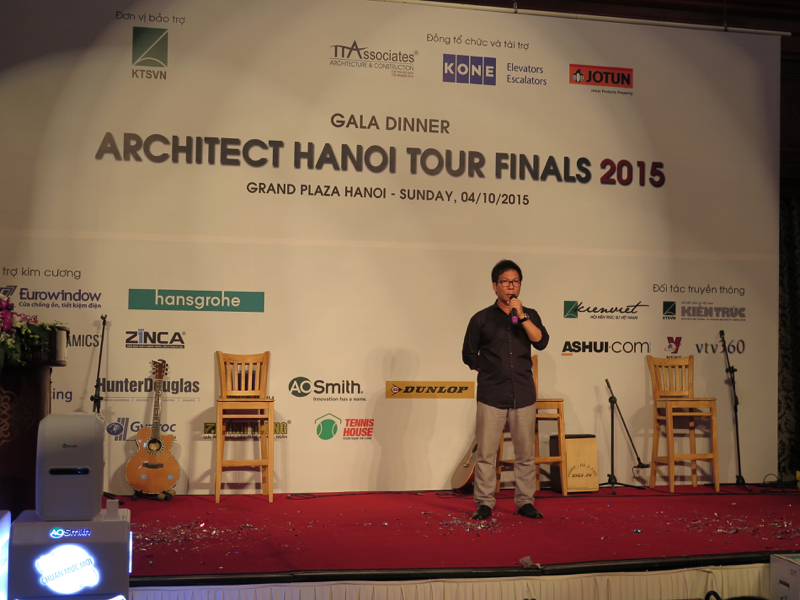 KTS. Lê Trương - trưởng BTC giải đấu phát biểu tại Gala dinner