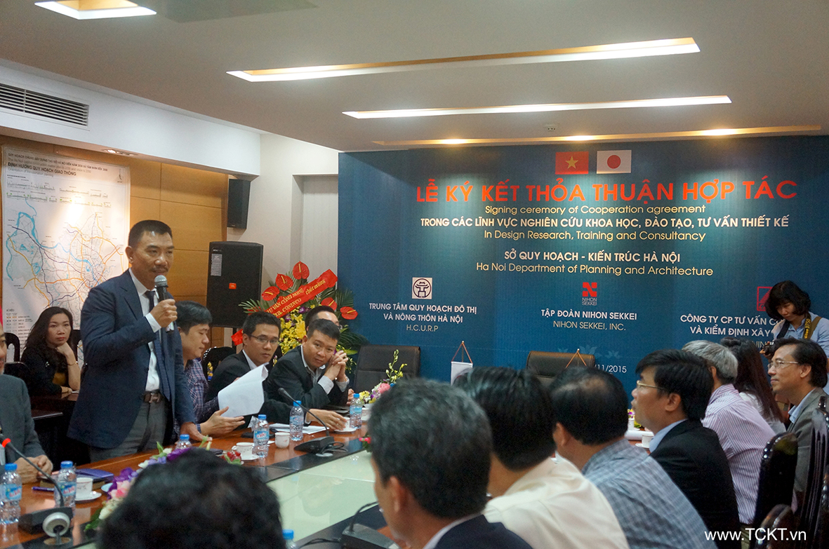 Ông Nguyễn Văn Công - Chủ tịch HĐQT Kiêm Tổng giám đốc Công ty CONINCO đại diện các đơn vị phát biểu cảm ơn và kết thúc buổi lễ