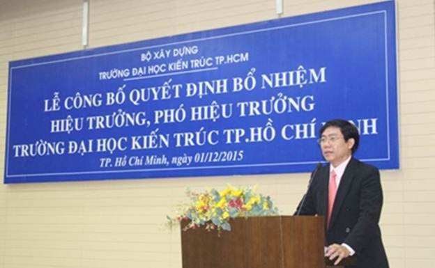 TS.KTS Lê Văn Thương phát biểu tại lễ nhận chức.