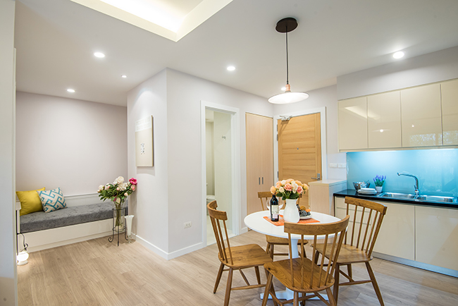 các căn hộ tại West Bay Sky Residences đều được bàn giao hoàn thiện gồm hệ thống trần, sàn, bếp, thiết bị vệ sinh, điều hoà nhiệt độ