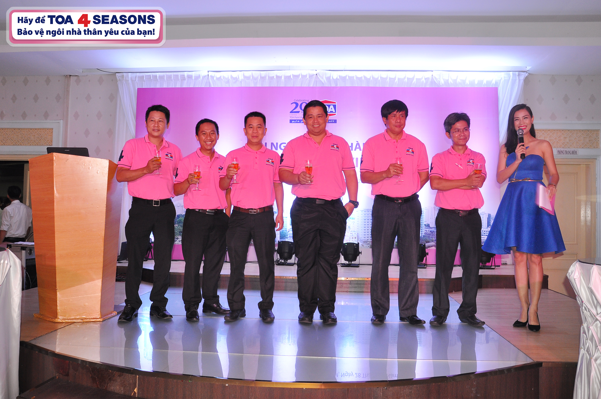 Ban-lãnh-đạo-công-ty-TNHH-Sơn-TOA-Việt-Nam-khai-mạc-hội-thảo