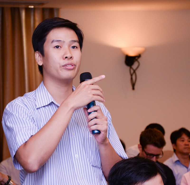 Ông Huỳnh Trung Hiếu - Kỹ sư môi trường đại diện Indochine Engineering trả lời câu hỏi