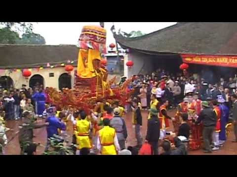 Hội làng Quảng Nguyên