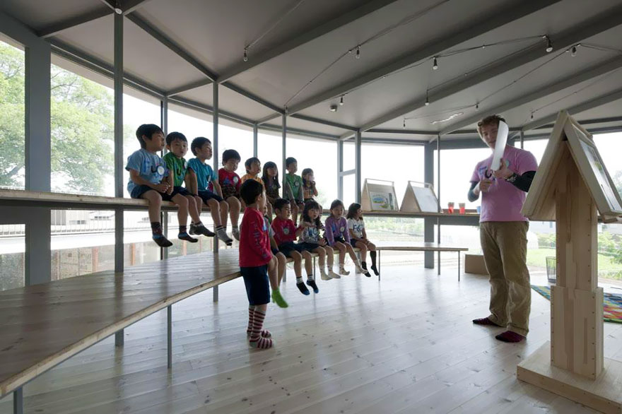 kindergarten-around-tree-zelkova-fuji-tezuka-architects-29