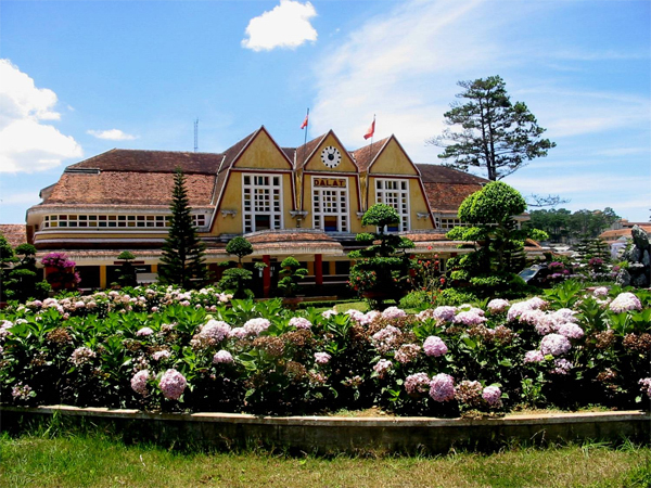 Nhà ga Đà Lạt