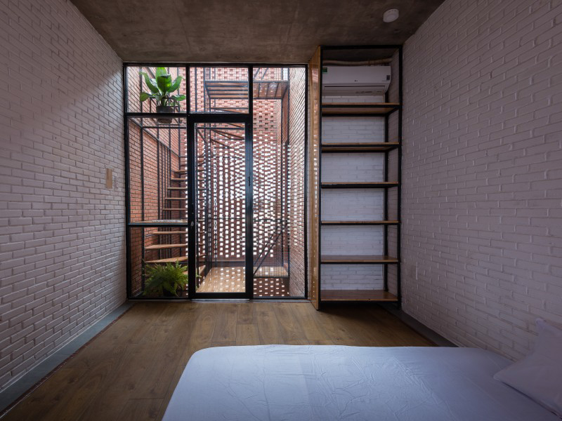 BT house-23