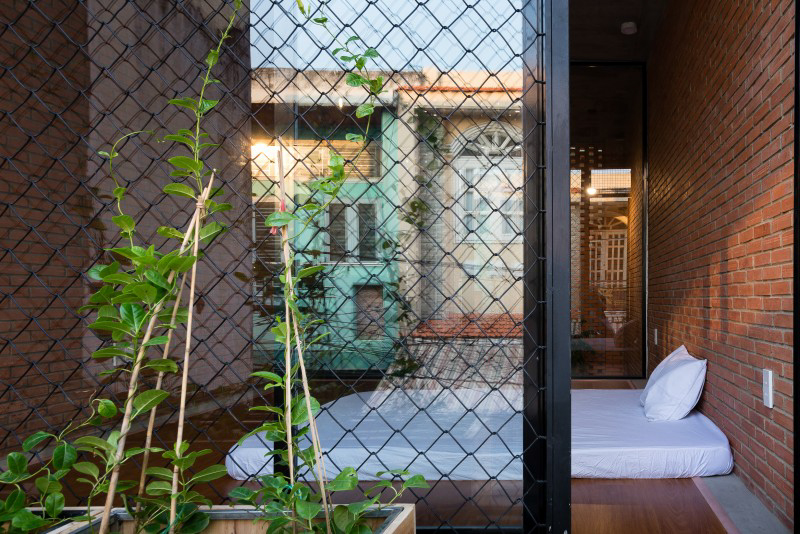 BT house-27
