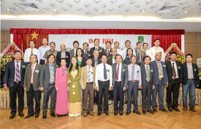 Các Đại biểu chụp ảnh lưu niệm sau Đại hội Hội KTS thành phố lần thứ VII