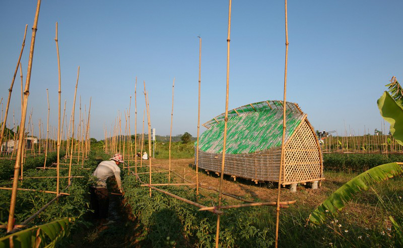 Nhà vỏ chai Đồ Sơn
