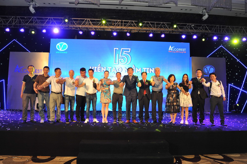 15-nam-thanh-lap-nhom-viet-dung (101)