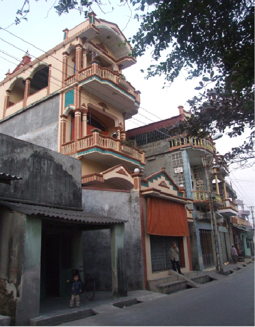 Cảnh “phố trong làng”
