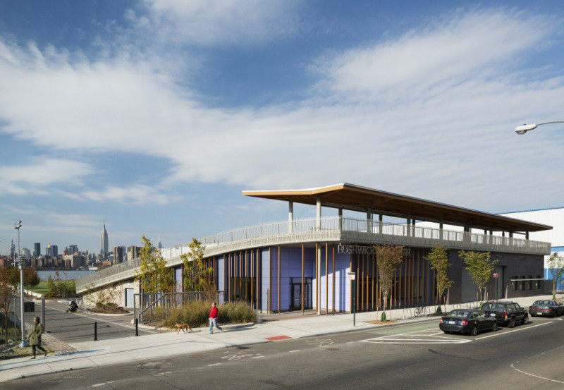 5368298cc07a80b5c5000010_bushwick-inlet-park-kiss-cathcart_13-49-06a_credit_paul_warchol-2880-1000x692